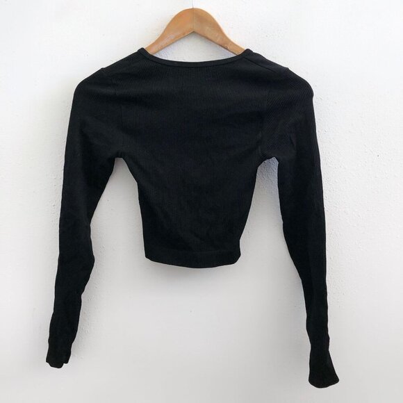 OUT FROM UNDER Ribbed Long Sleeve Crop Top Size Medium - Picture 3 of 7